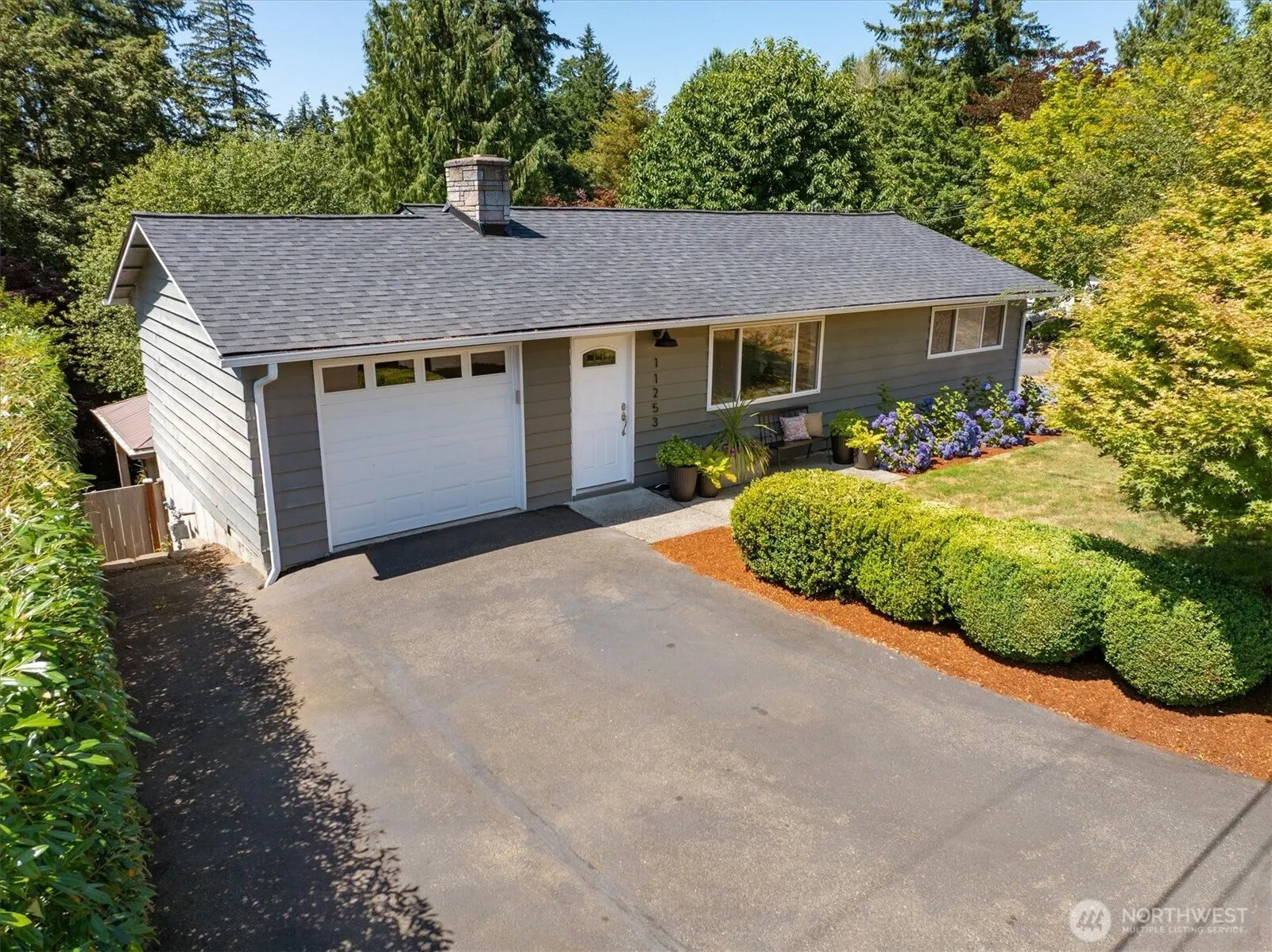 Property photo for 11253 145th Avenue Se, Renton photo 2