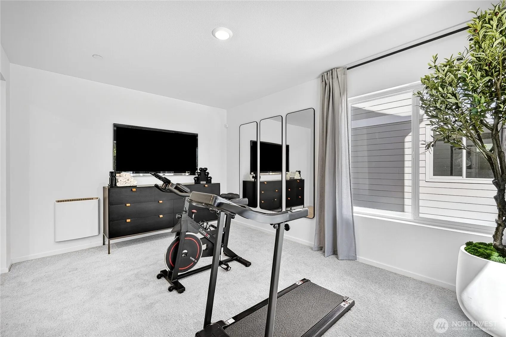 Property photo for 32396 Vine Avenue Se, Black Diamond photo 4