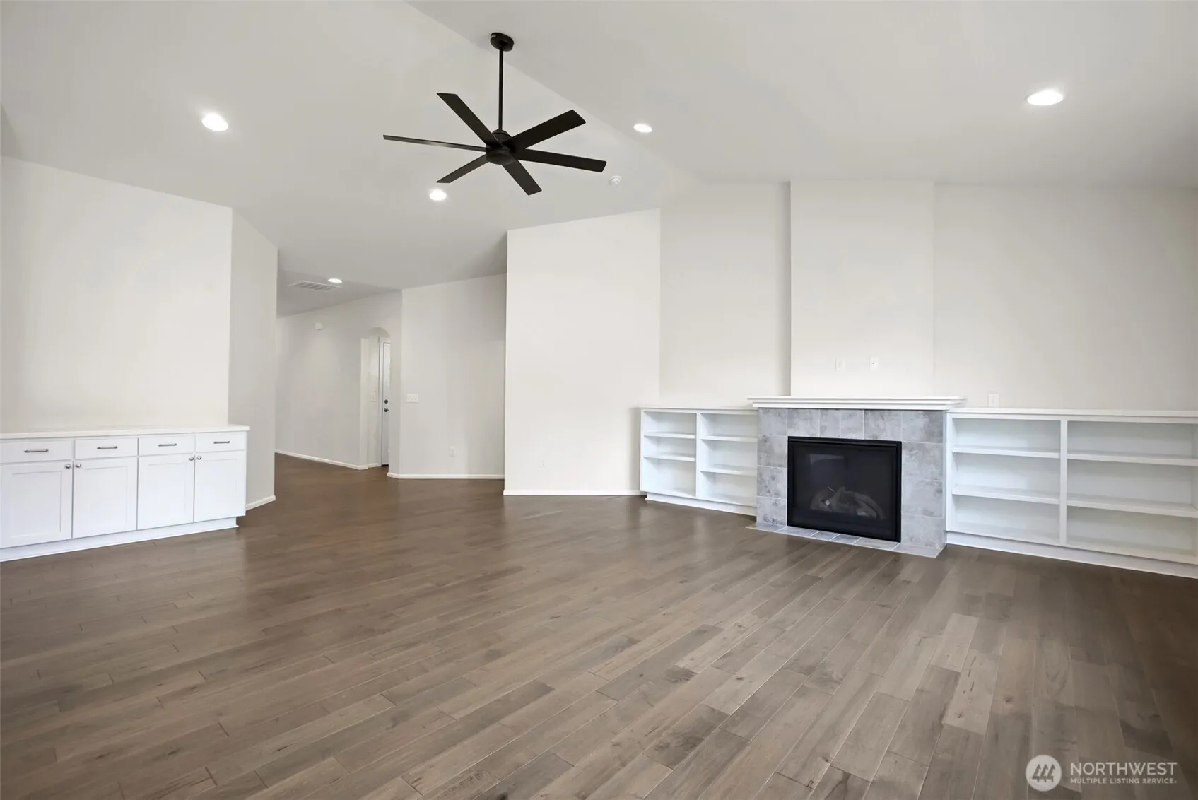 Property photo for 921 Alpine View Drive, Mount Vernon photo 5