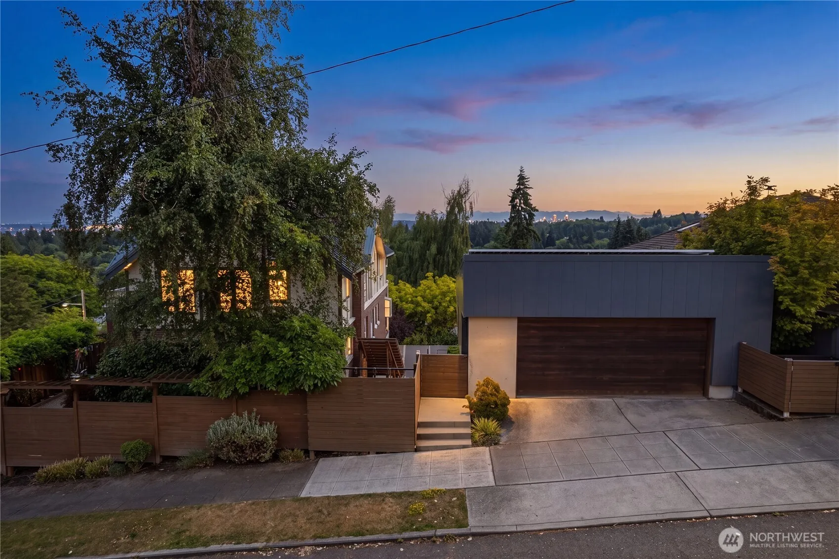 Property photo for 1228 23rd Avenue E, Seattle photo 3