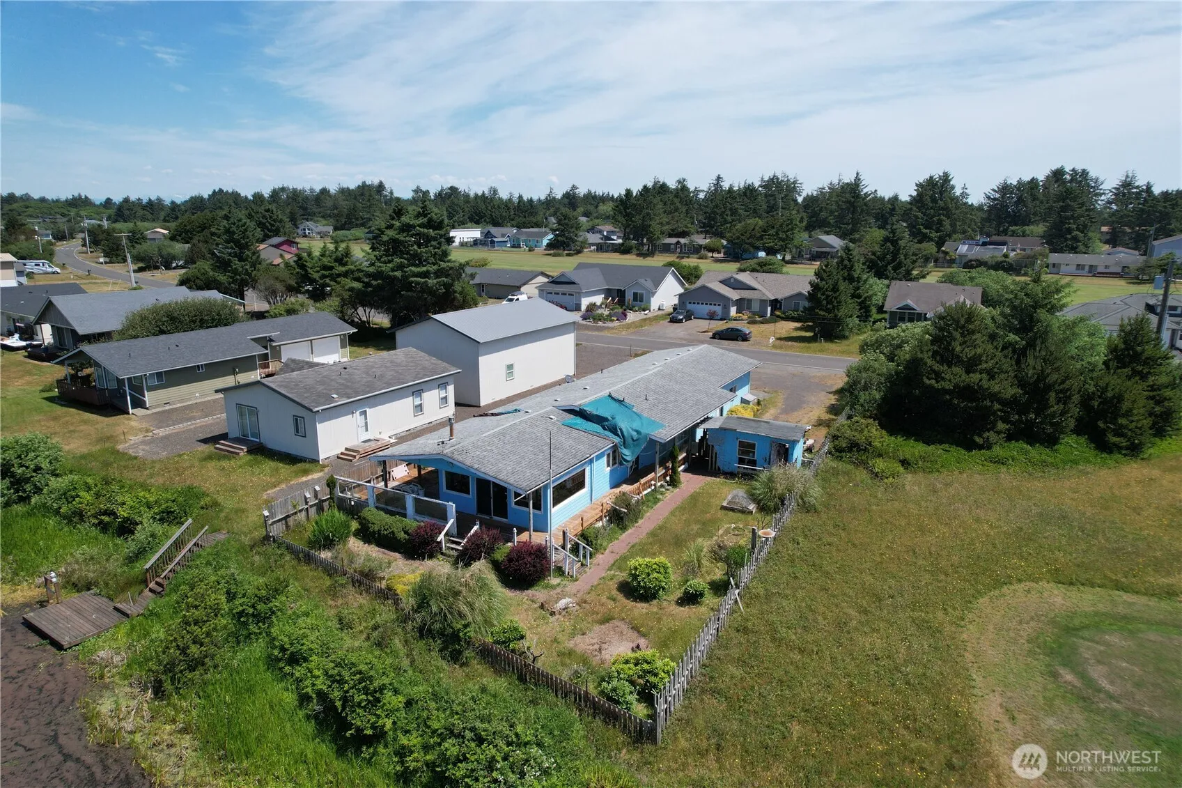 Property photo for 535 Canal Drive Ne, Ocean Shores photo 2