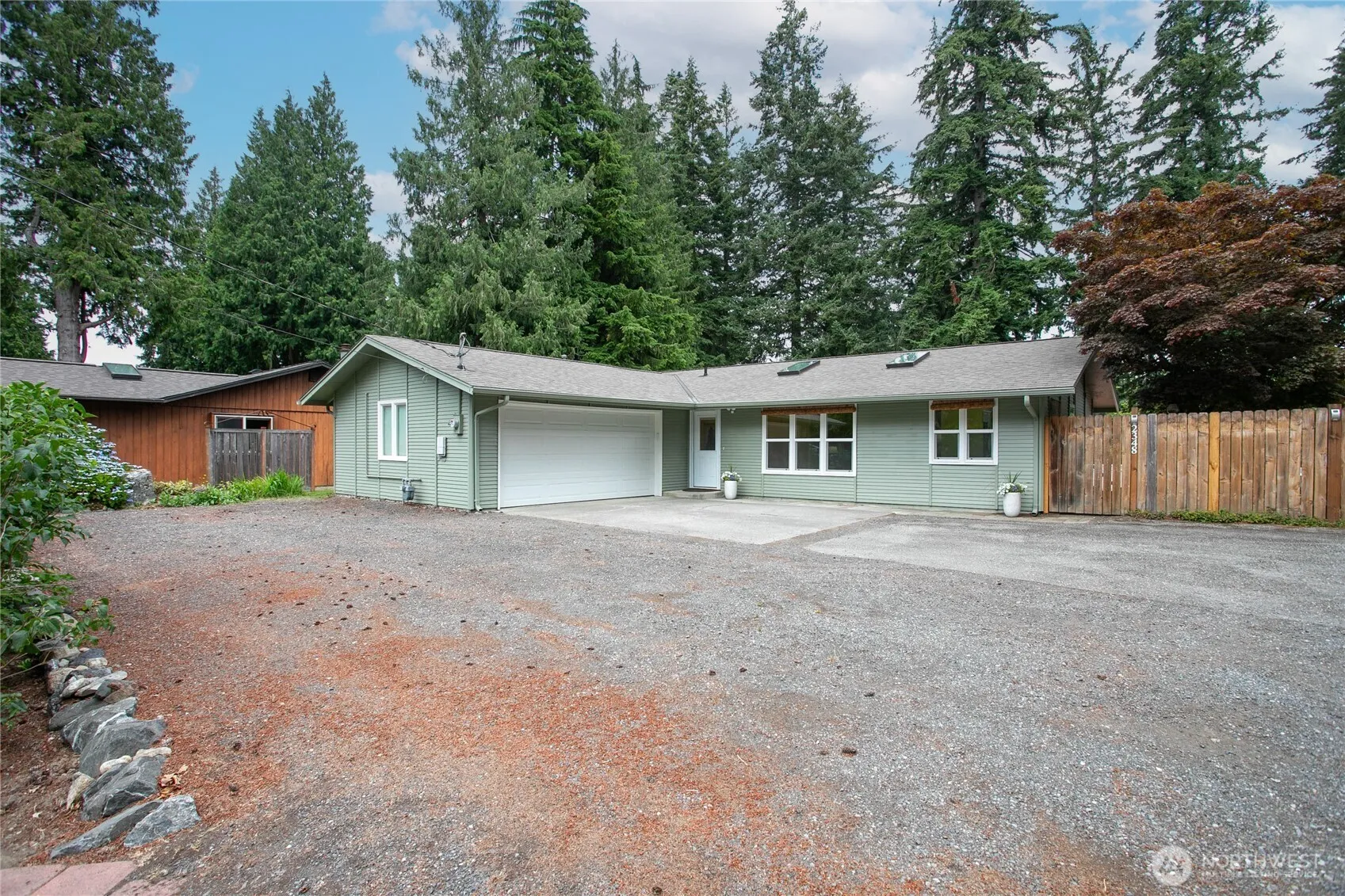 Property photo for 2348 Yew Street Road, Bellingham photo 4