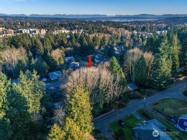 Property photo for 12312 23rd Avenue Ne, Seattle photo 2