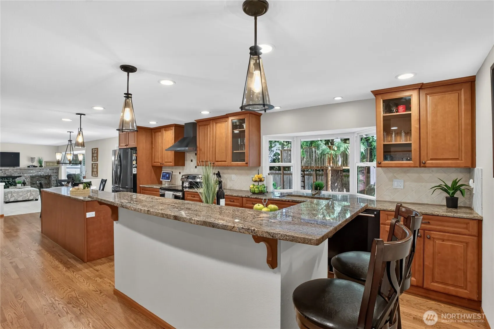 Property photo for 23110 Ne 19th Drive, Sammamish photo 2