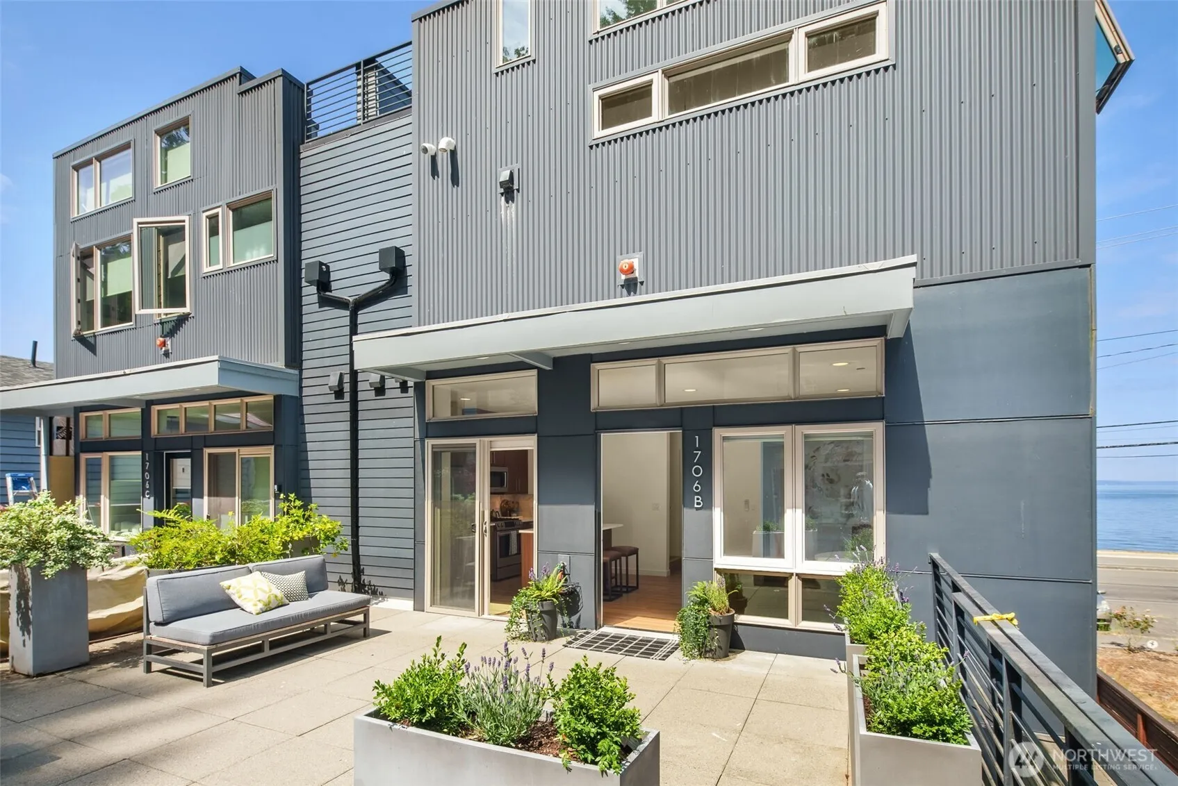 Property photo for 1706 Alki Avenue #b, Seattle photo 4