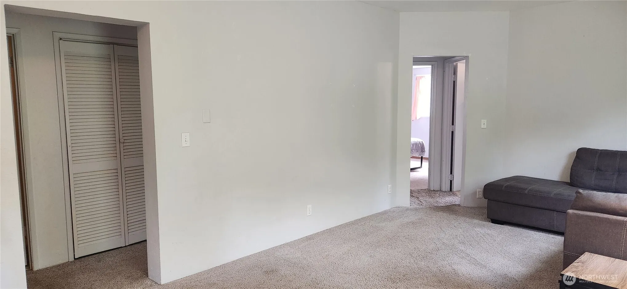 Property photo for 2447 Erlands Point Road Nw, Bremerton photo 4