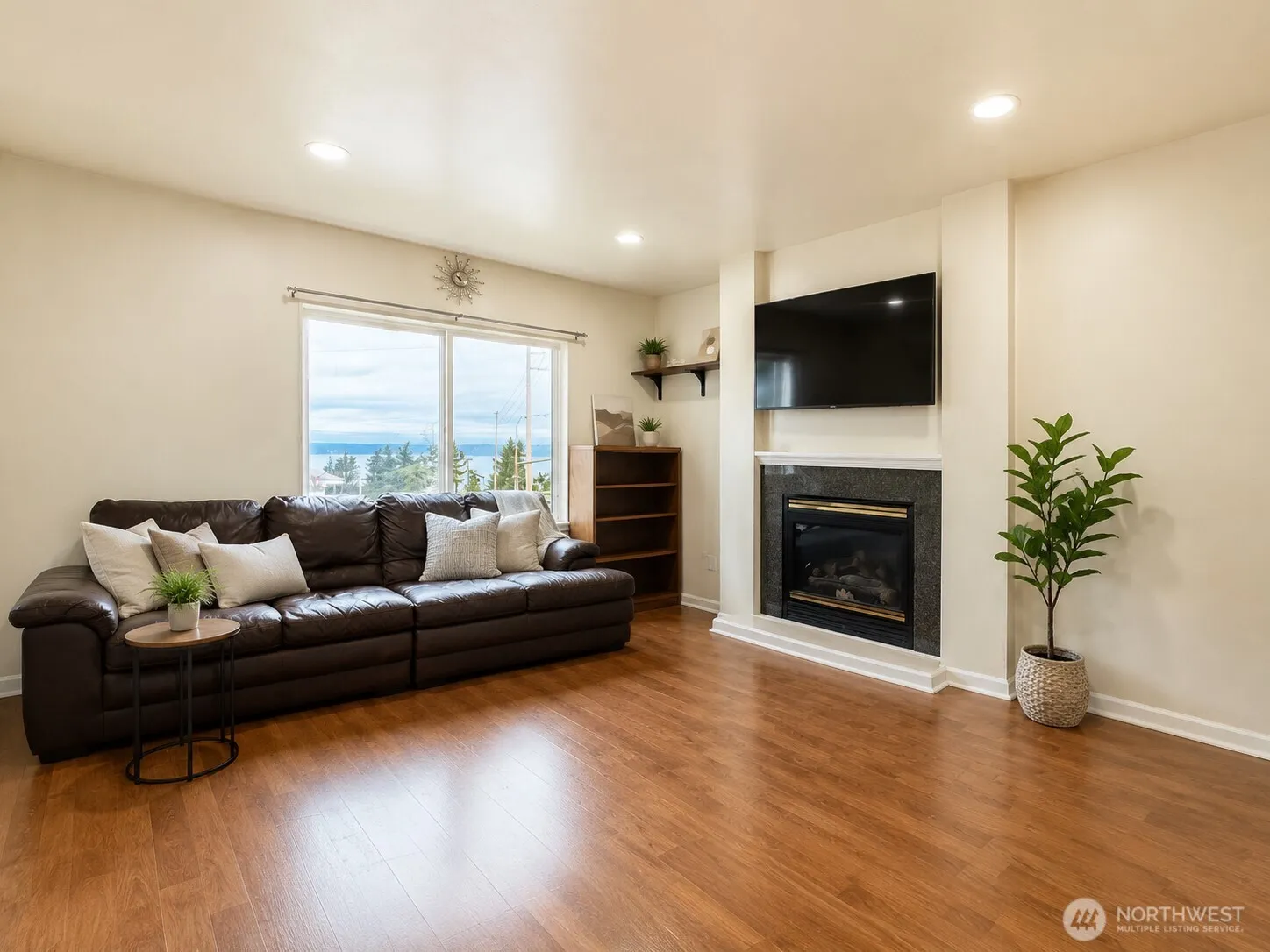 Property photo for 1645 288th Street #207, Federal Way photo 3