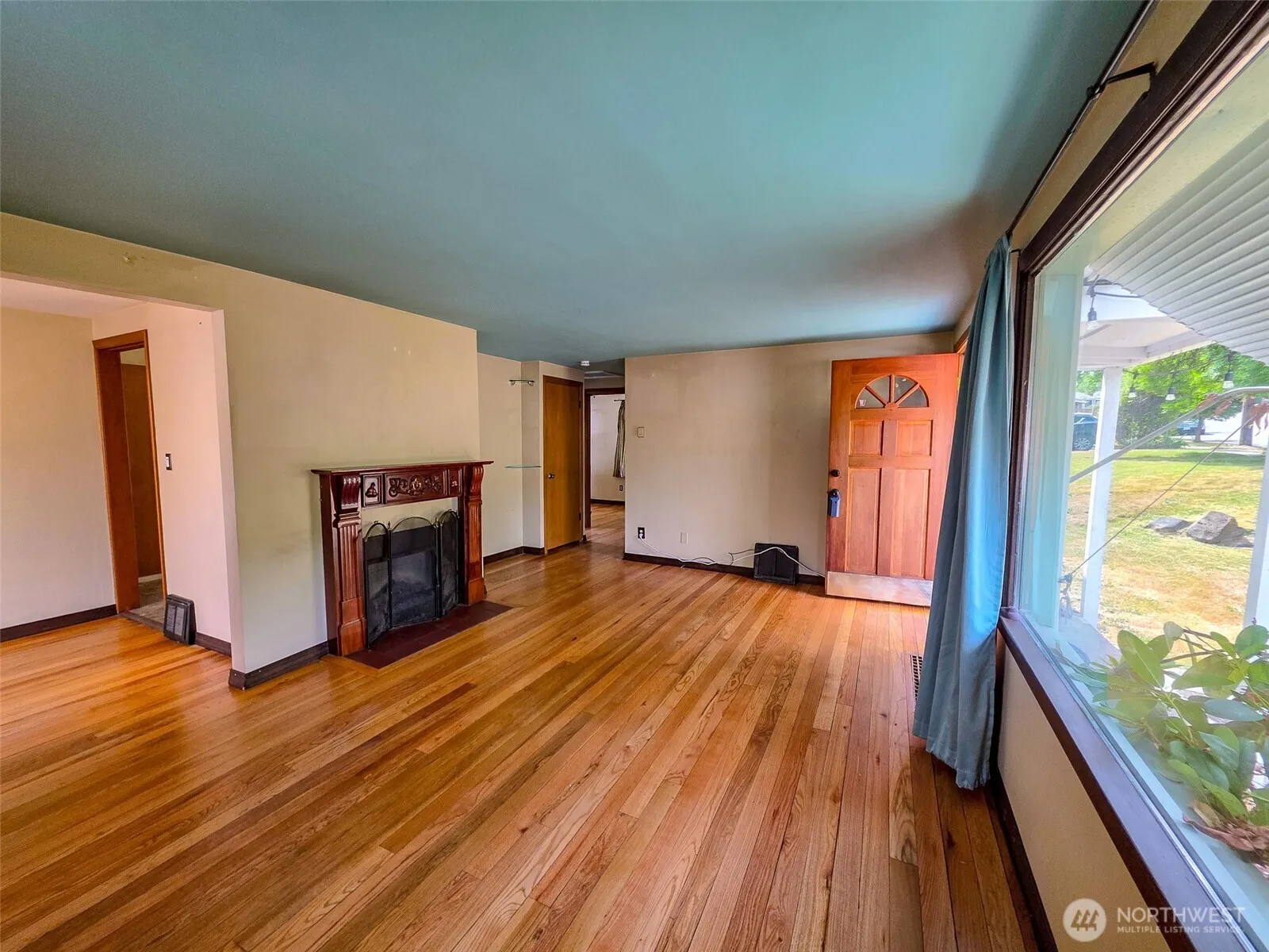 Property photo for 11422 71st Place S, Seattle photo 5