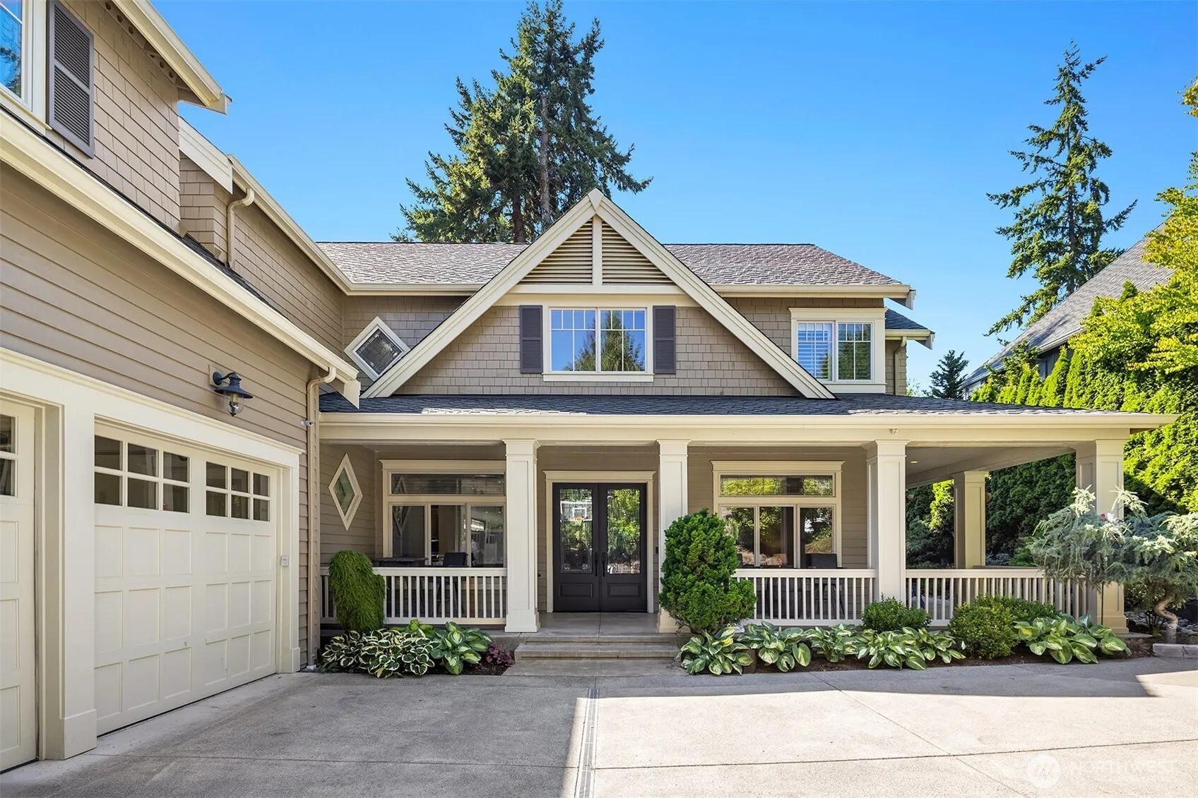 Property photo for 805 92nd Avenue Ne, Bellevue