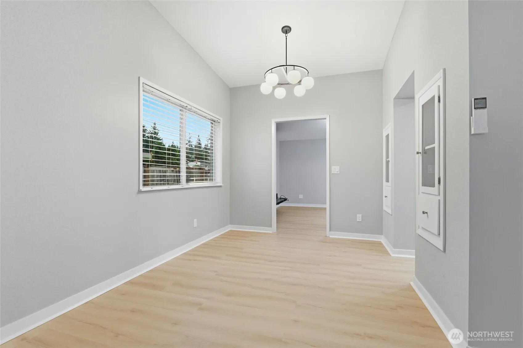 Property photo for 101 161st Street Se, Bothell photo 5