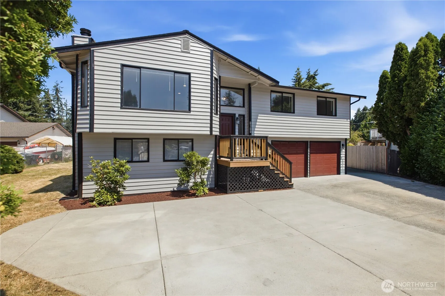 Property photo for 1811 162nd Street E, Tacoma photo 2