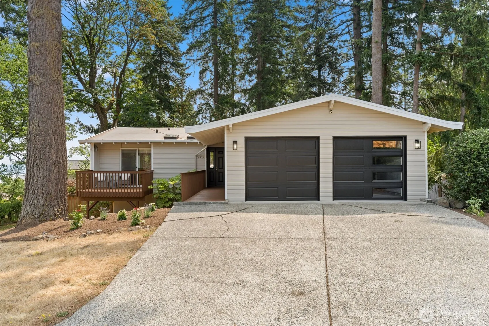 Property photo for 16639 Se 26th Place, Bellevue