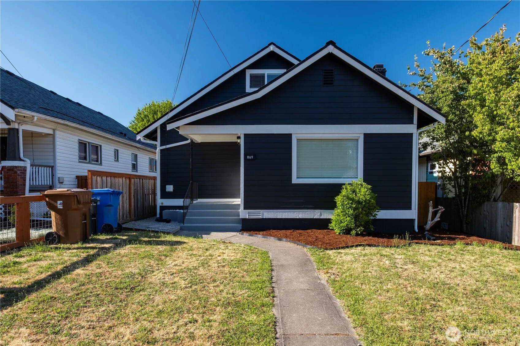 Property photo for 869 S 40th Street, Tacoma