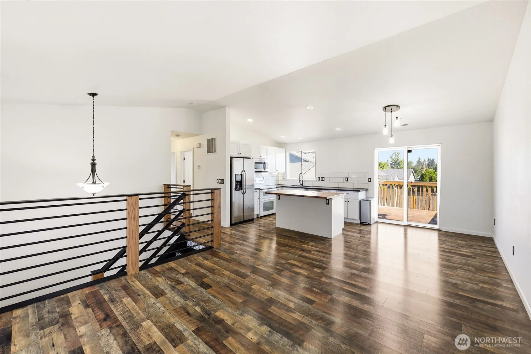 Property photo for 1119 127th Street E, Tacoma photo 5