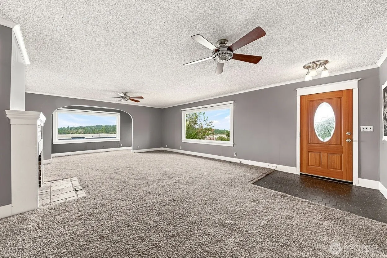 Property photo for 400 Cedar Avenue S, Renton photo 5