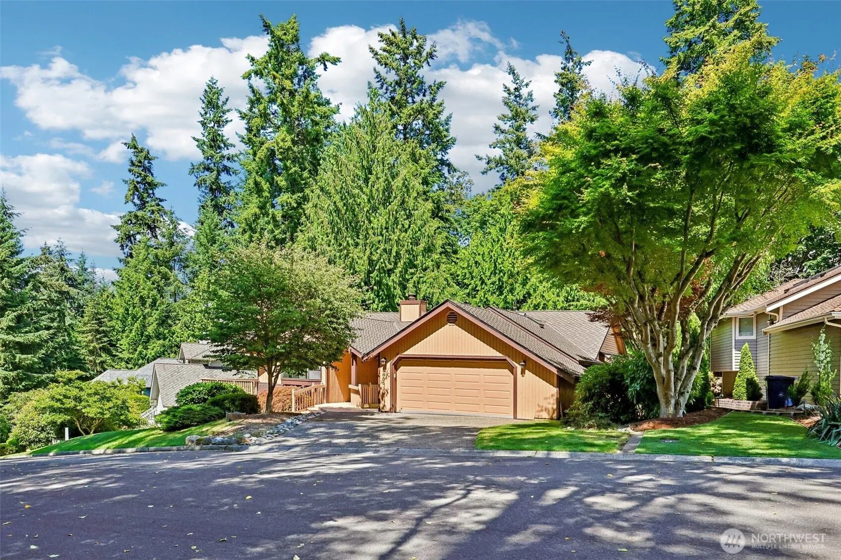 Property photo for 5605 101st St Sw, Mukilteo photo 2