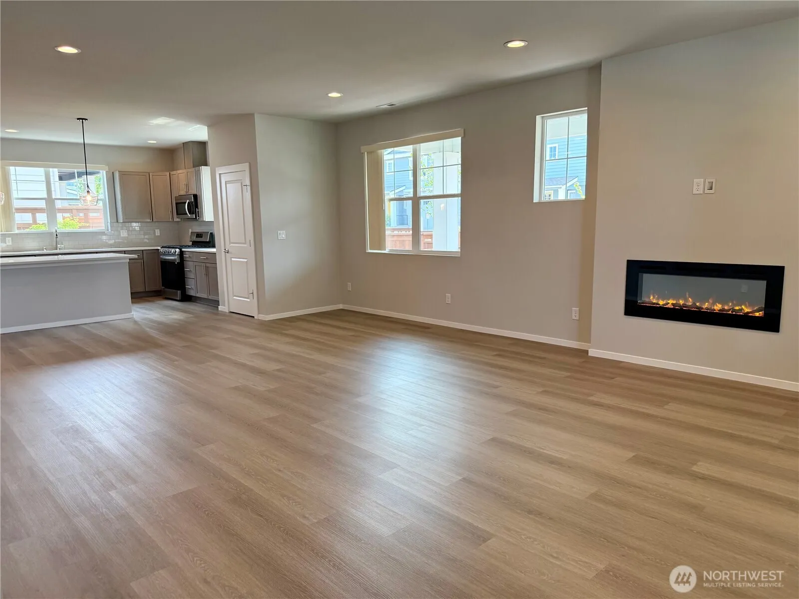 Property photo for 10044 5th Avenue Sw, Seattle photo 5