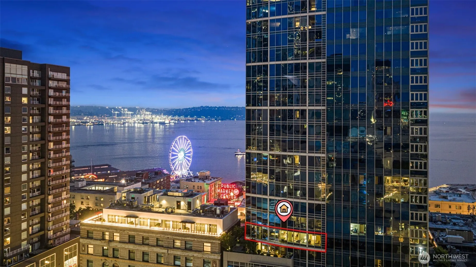 Property photo for 1521 2nd Avenue #802, Seattle photo 2