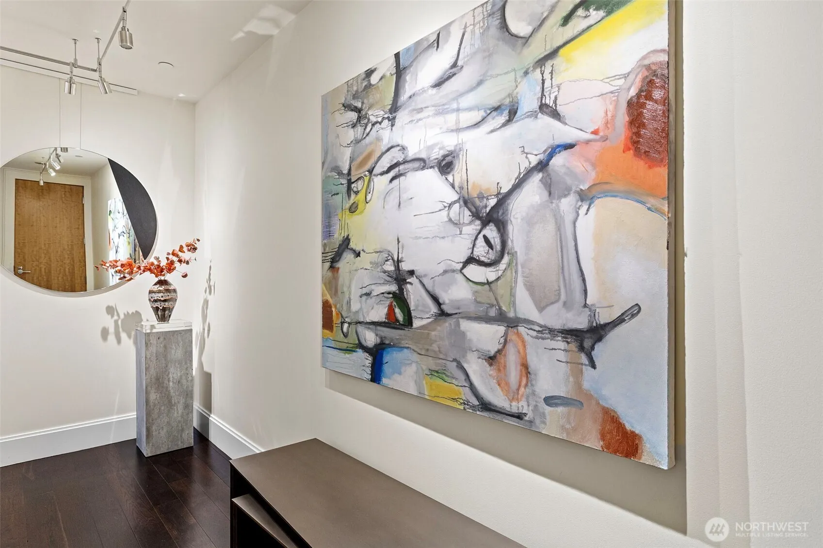 Property photo for 1521 2nd Avenue #802, Seattle photo 5