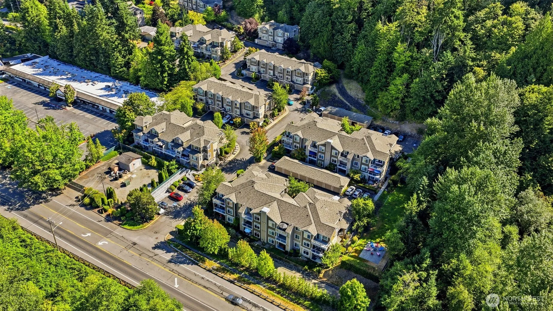 Property photo for 3500 E Lake Sammamish Parkway Se #3-103, Sammamish photo 5