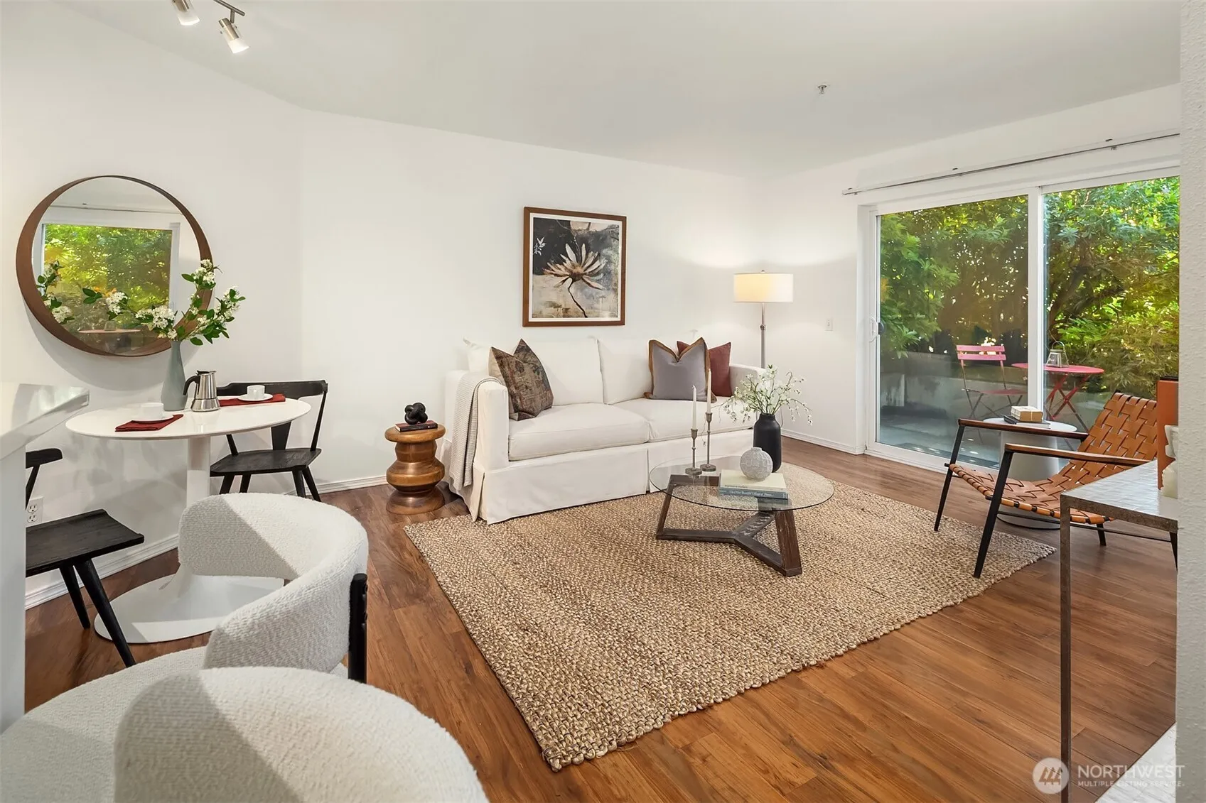 Property photo for 323 Queen Anne Avenue N #217, Seattle photo 3