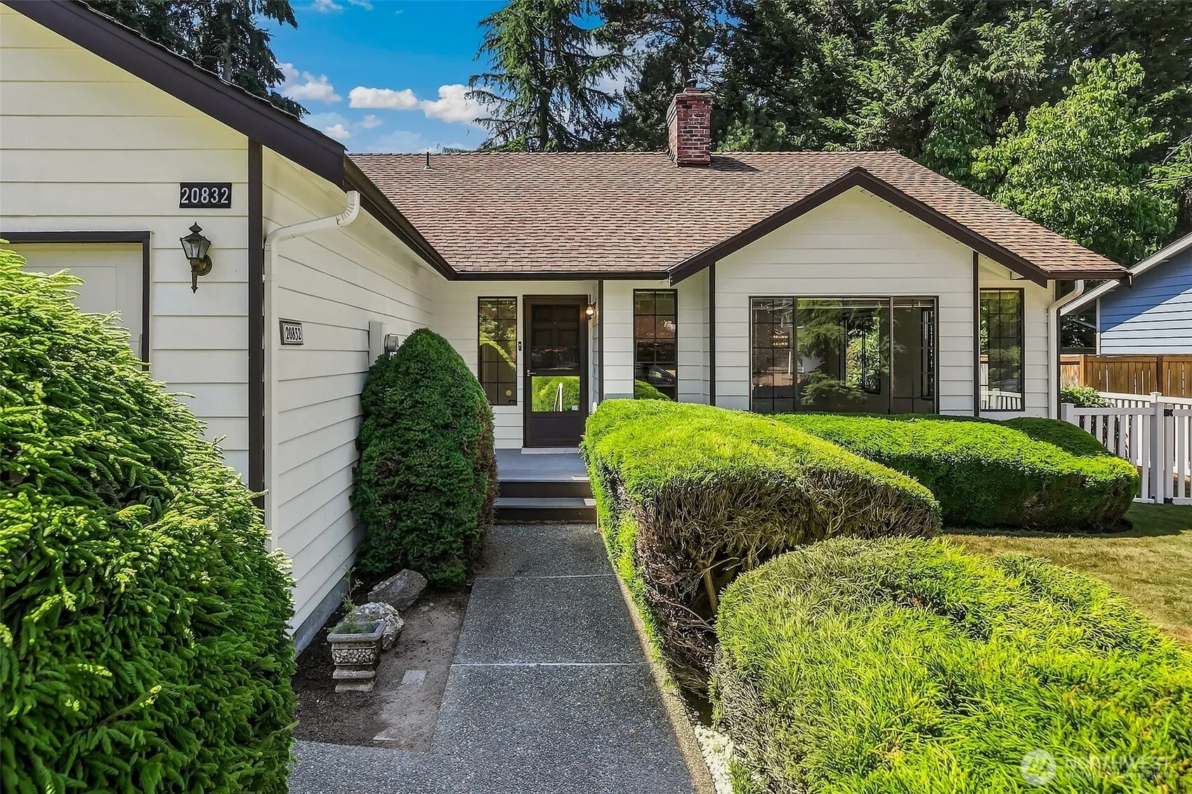Property photo for 20832 88th Place W, Edmonds photo 3