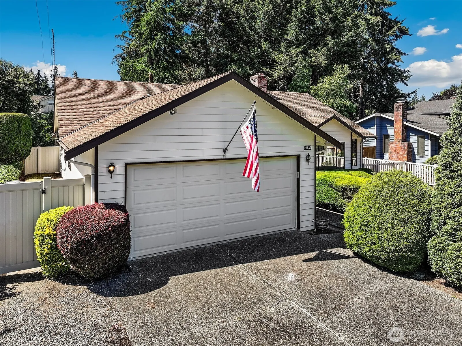 Property photo for 20832 88th Place W, Edmonds photo 2
