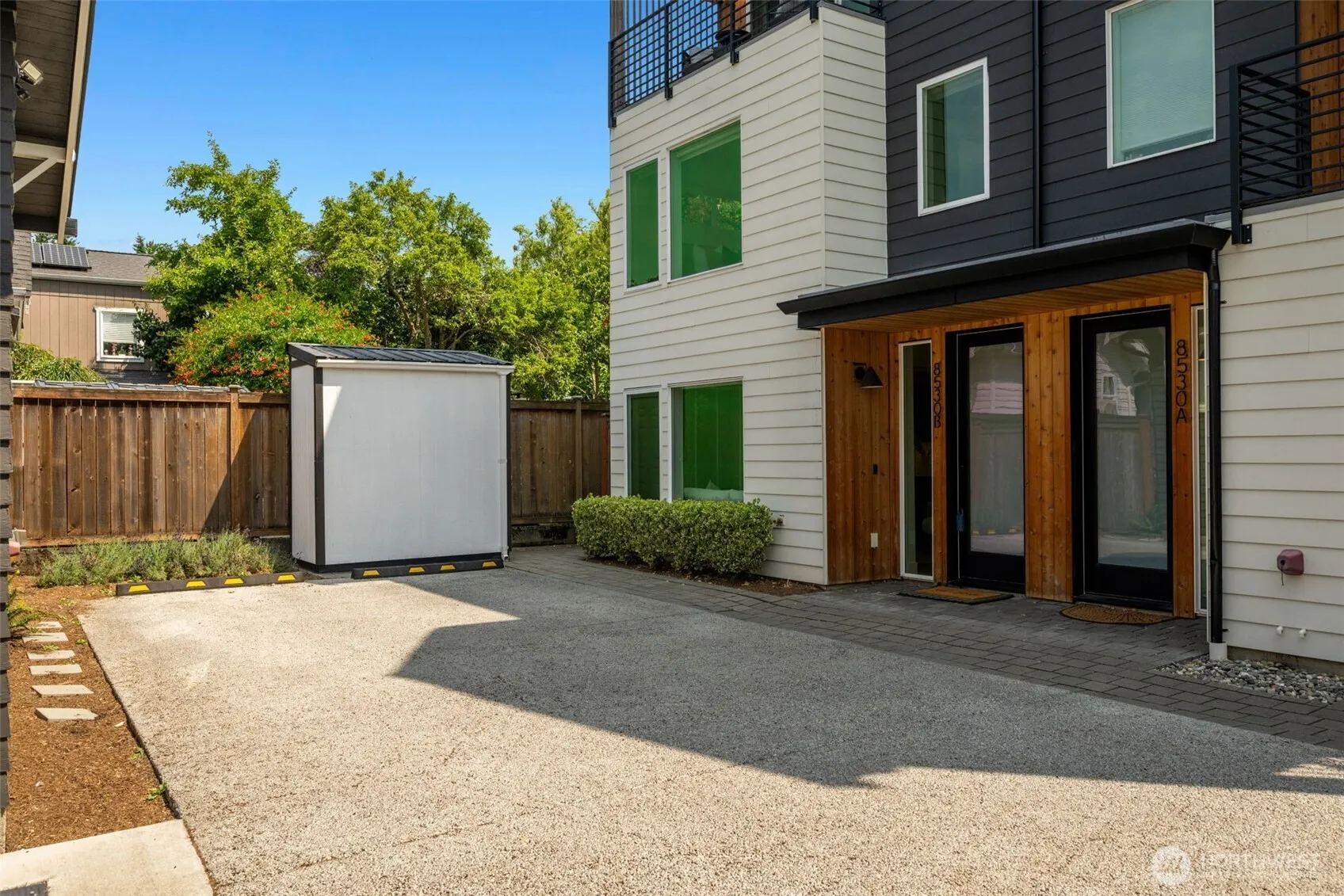 Property photo for 8530 13th Avenue Nw #b, Seattle photo 3