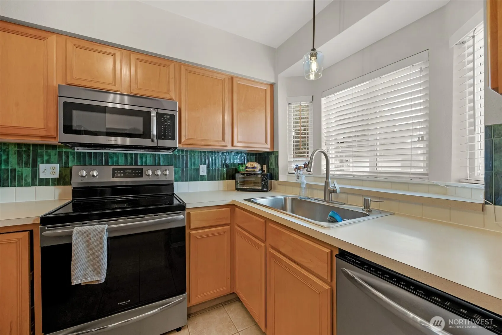 Property photo for 459 Queen Avenue Ne #303, Renton photo 3