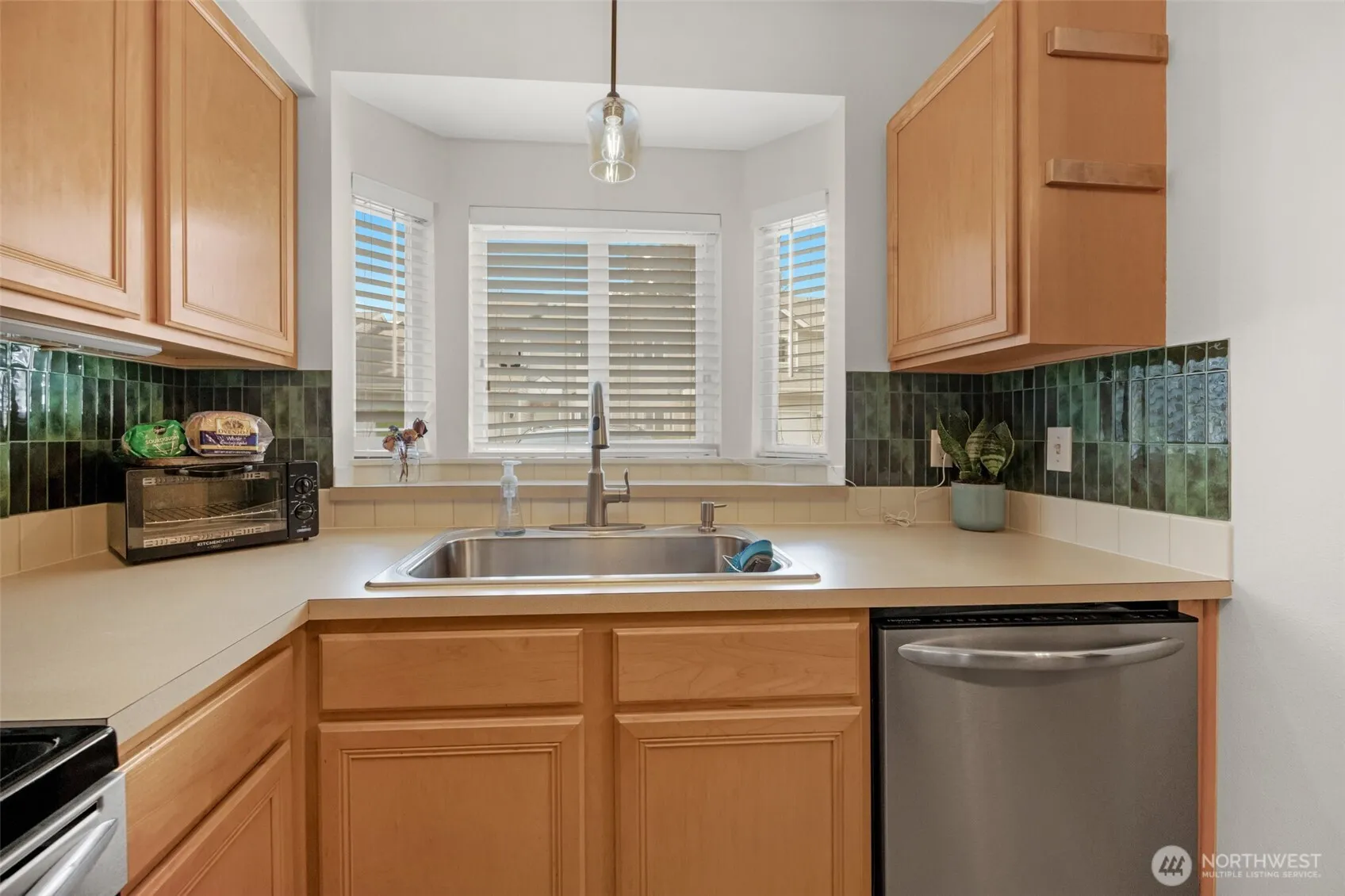 Property photo for 459 Queen Avenue Ne #303, Renton photo 5