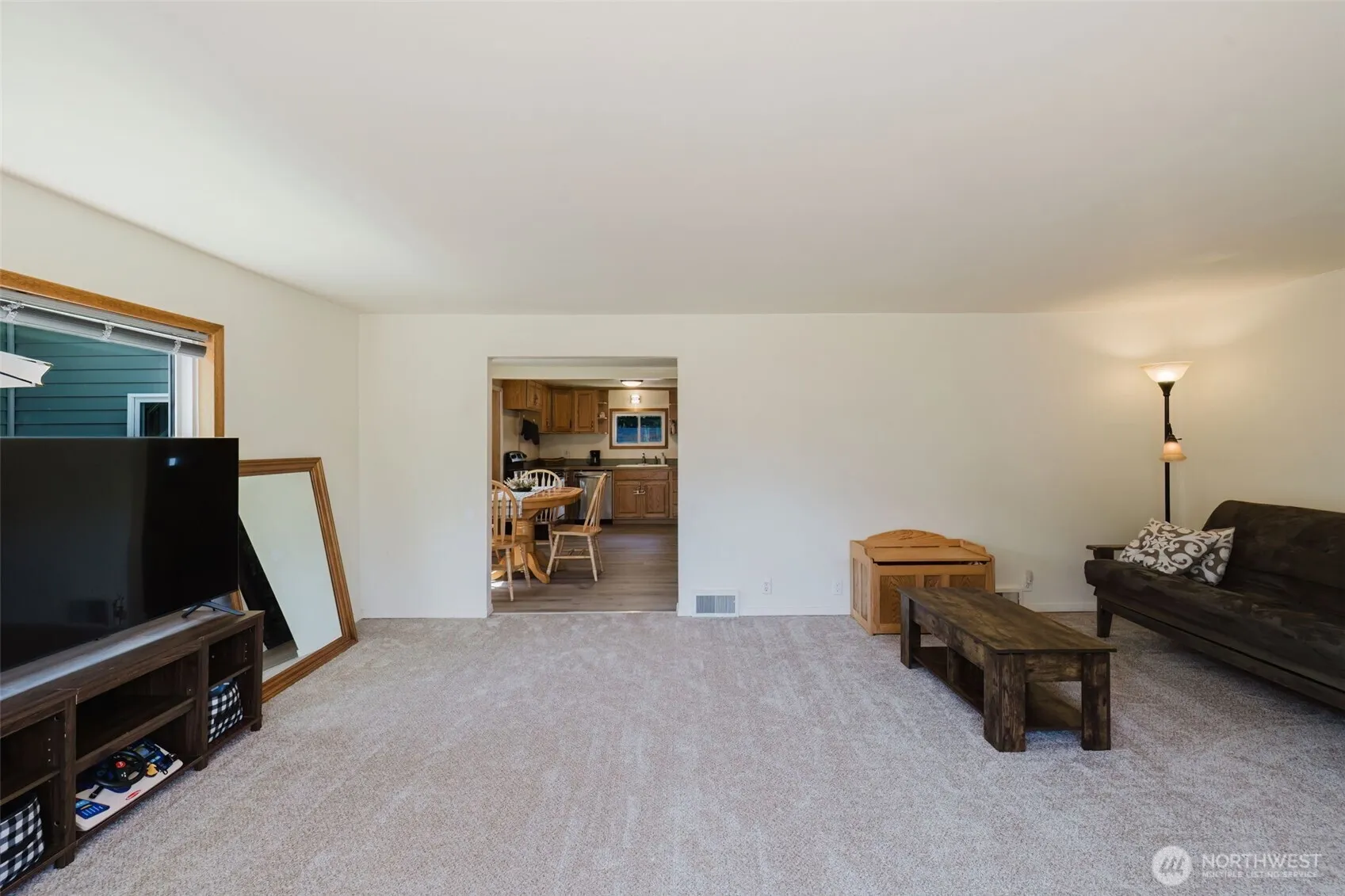 Property photo for 143 Dora Avenue, Bremerton photo 2