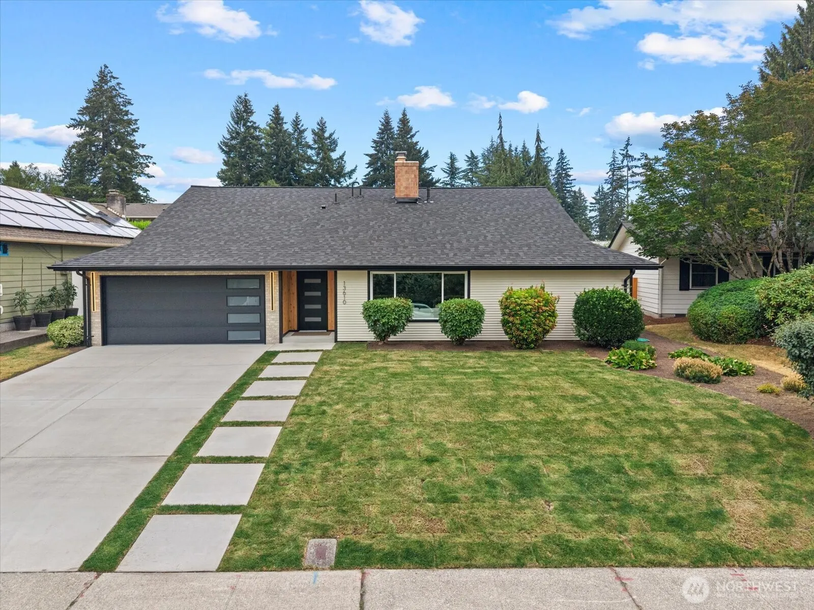 Property photo for 13610 116th Place Ne, Kirkland
