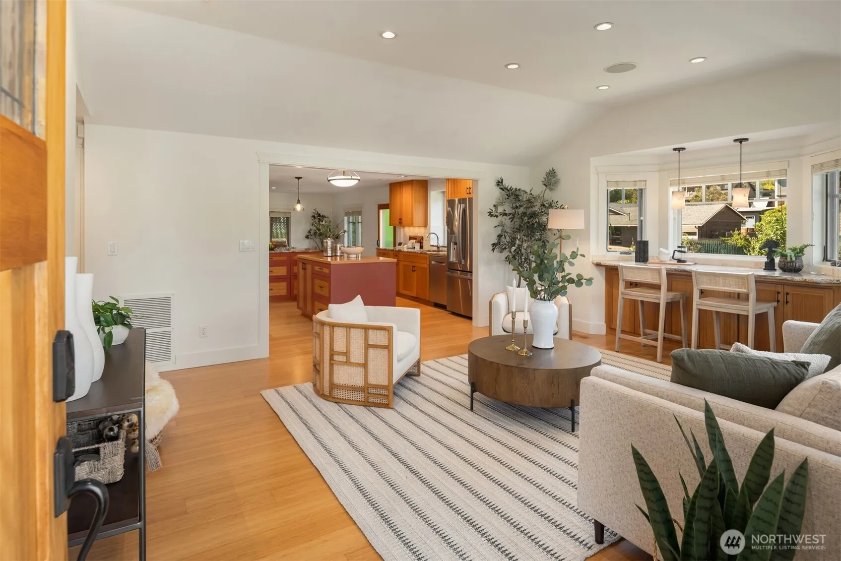 Property photo for 821 4th Street, Kirkland photo 4
