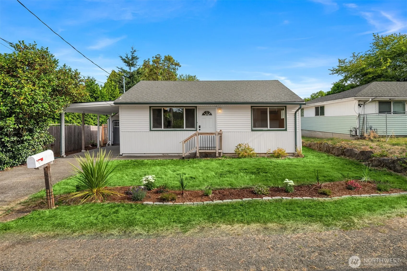 Property photo for 3010 S Andover Street, Seattle photo 2