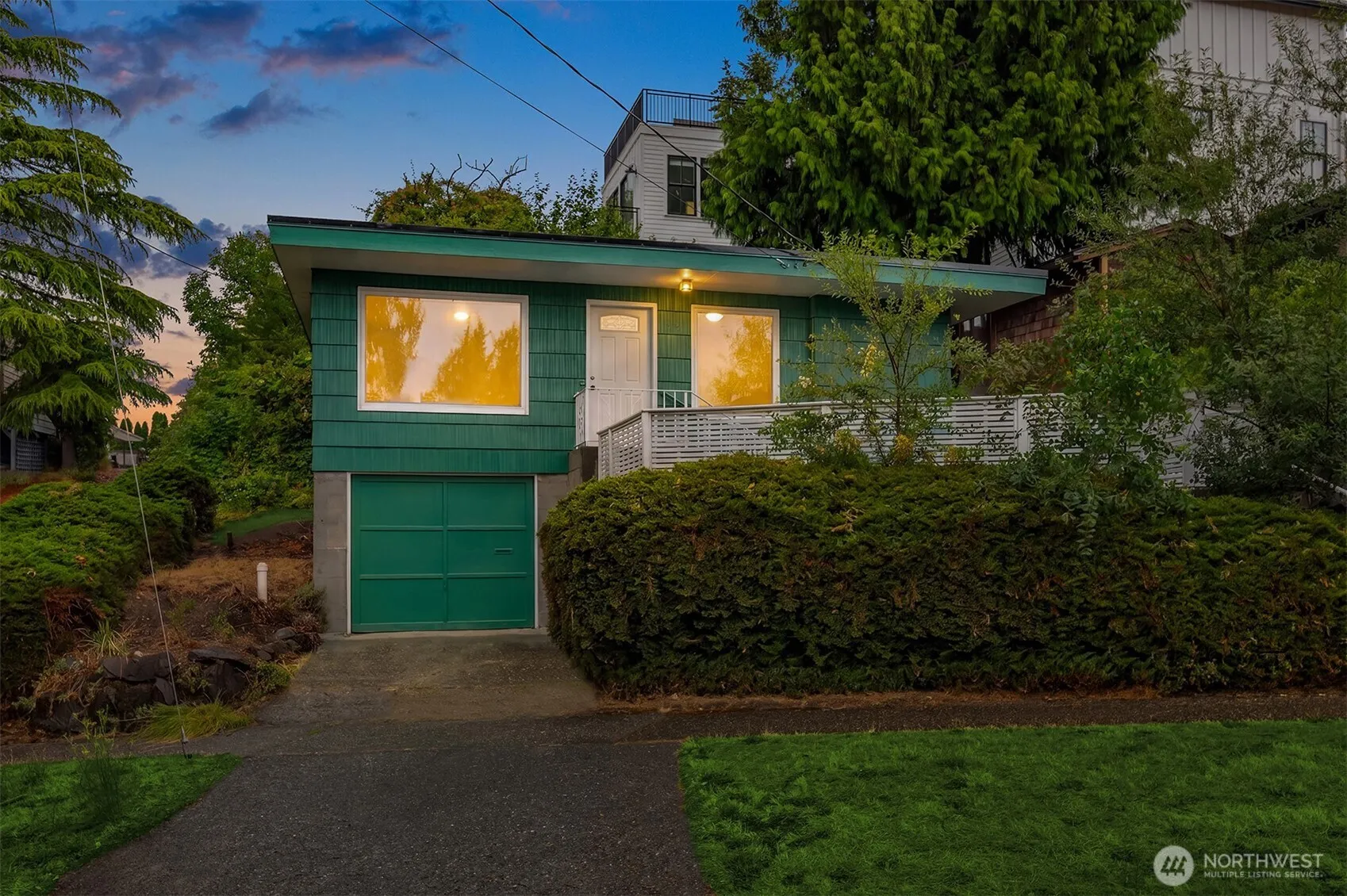 Property photo for 112 Nw 44th Street, Seattle