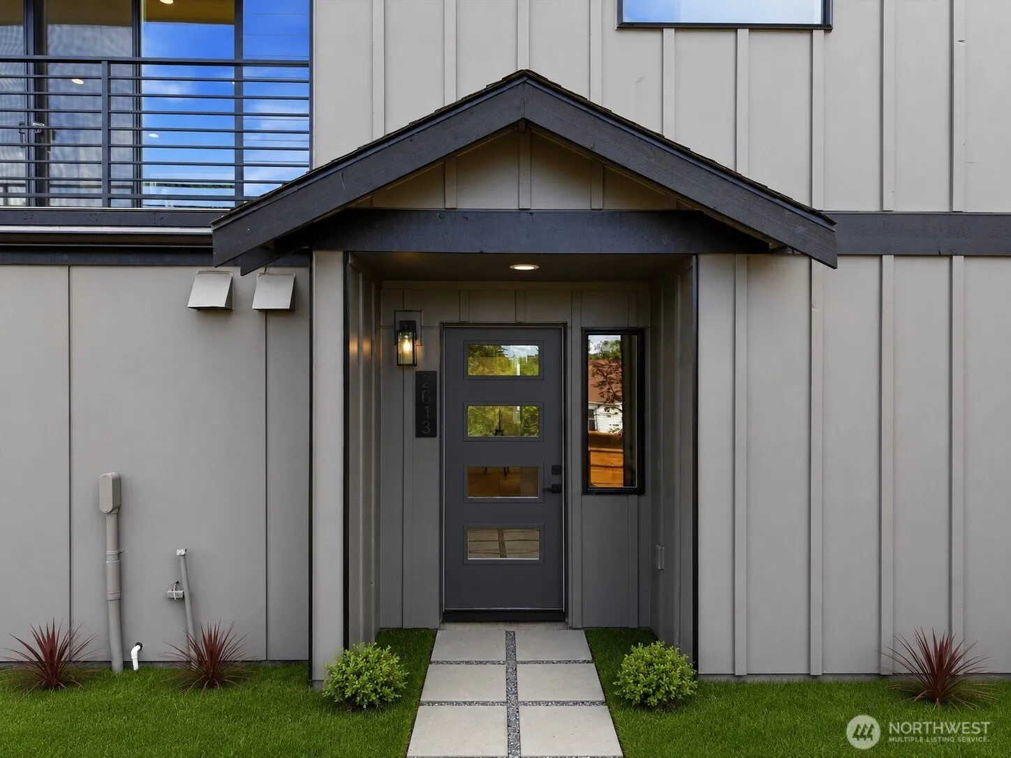 Property photo for 2613 Nw 87th Street, Seattle photo 2
