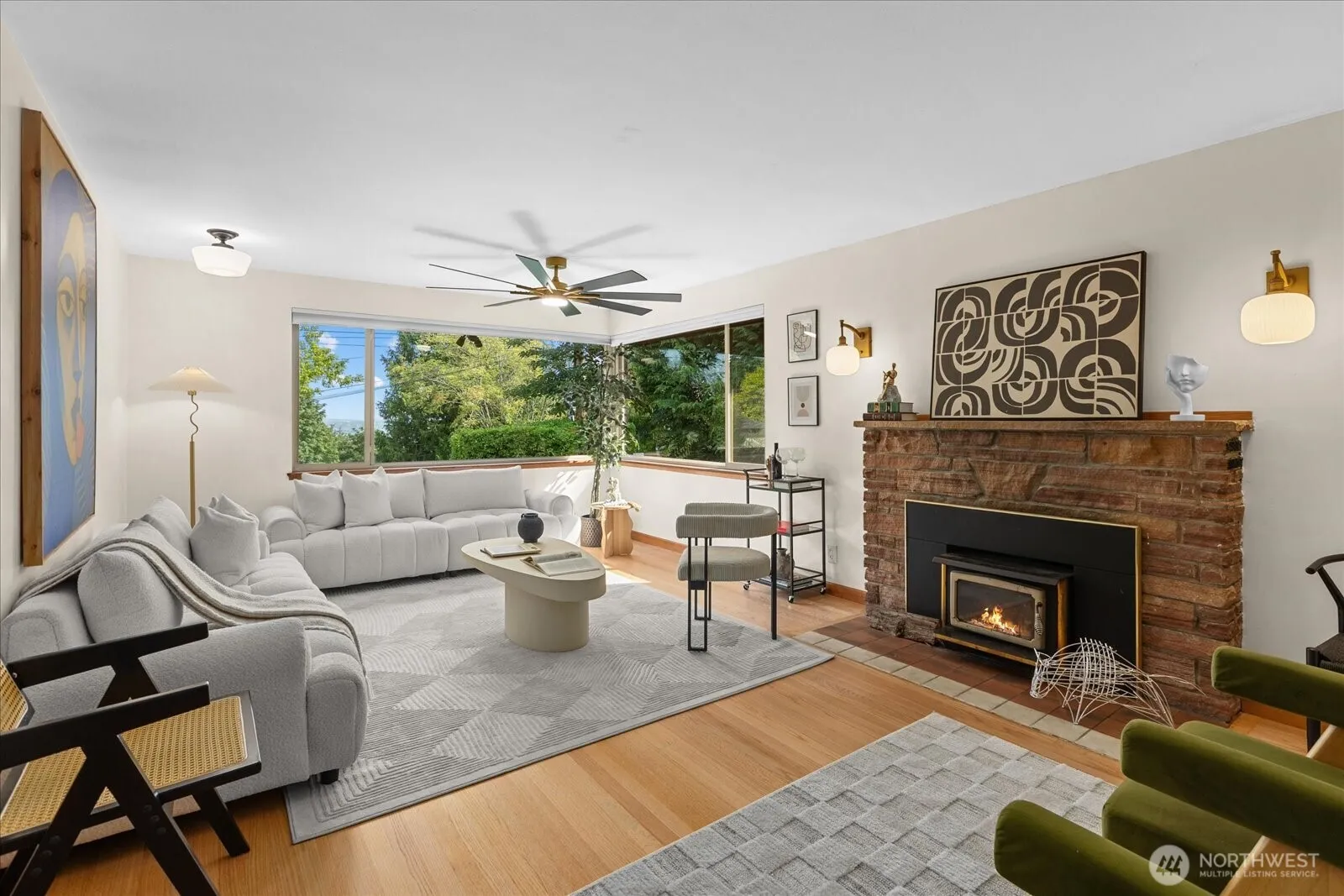 Property photo for 311 S 104th Street, Seattle photo 5