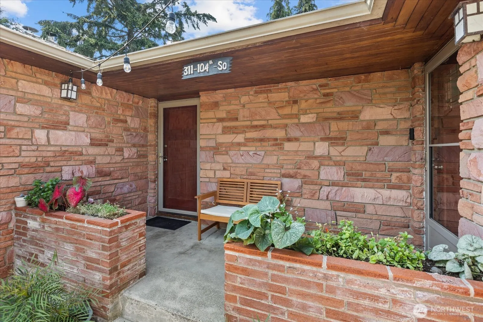 Property photo for 311 S 104th Street, Seattle photo 4