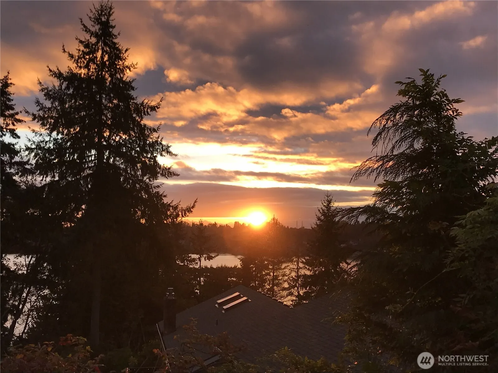 Property photo for 10830 Lake View Drive, Lake Stevens
