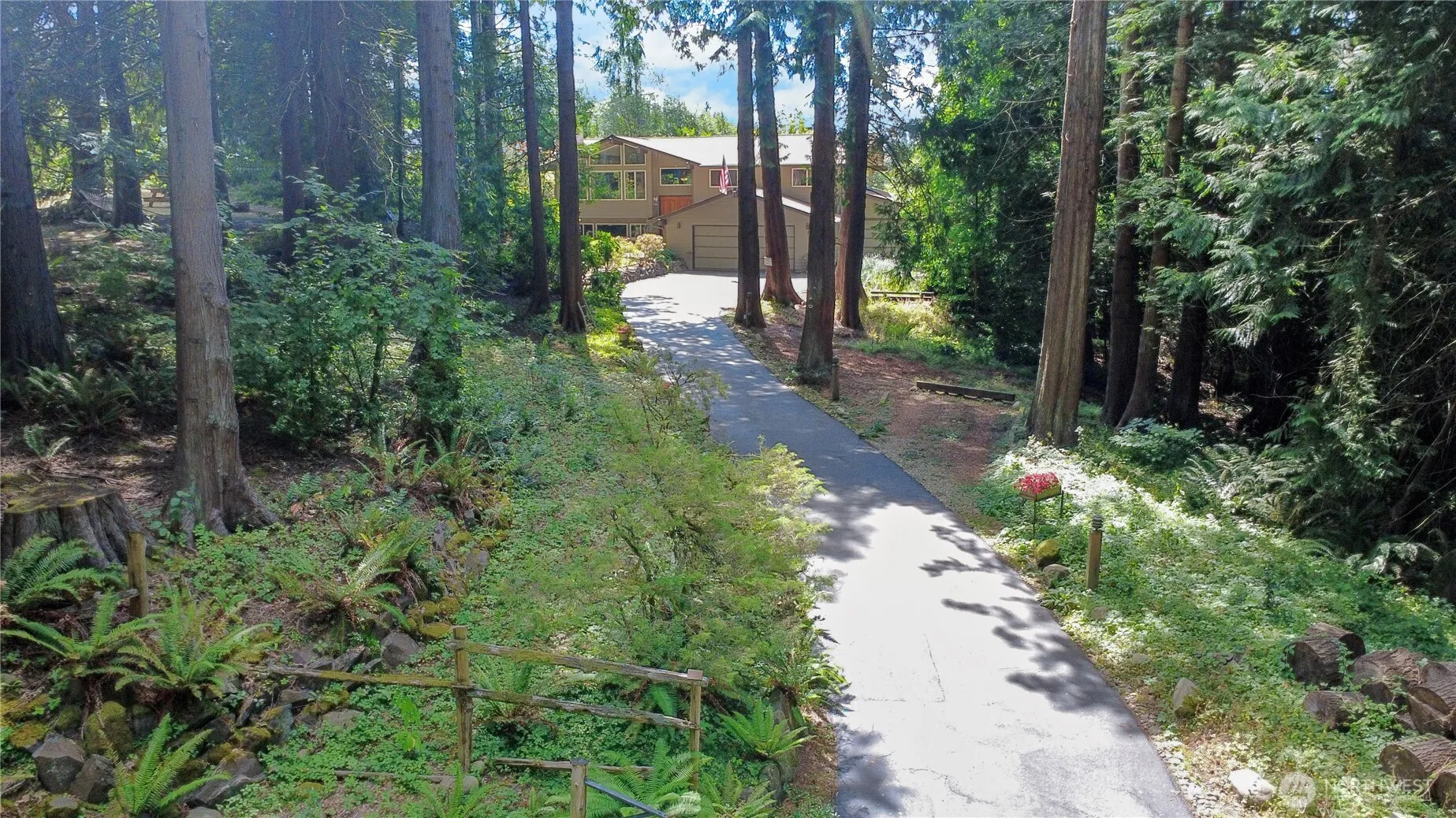 Property photo for 17404 51st Street Ct E, Lake Tapps photo 2