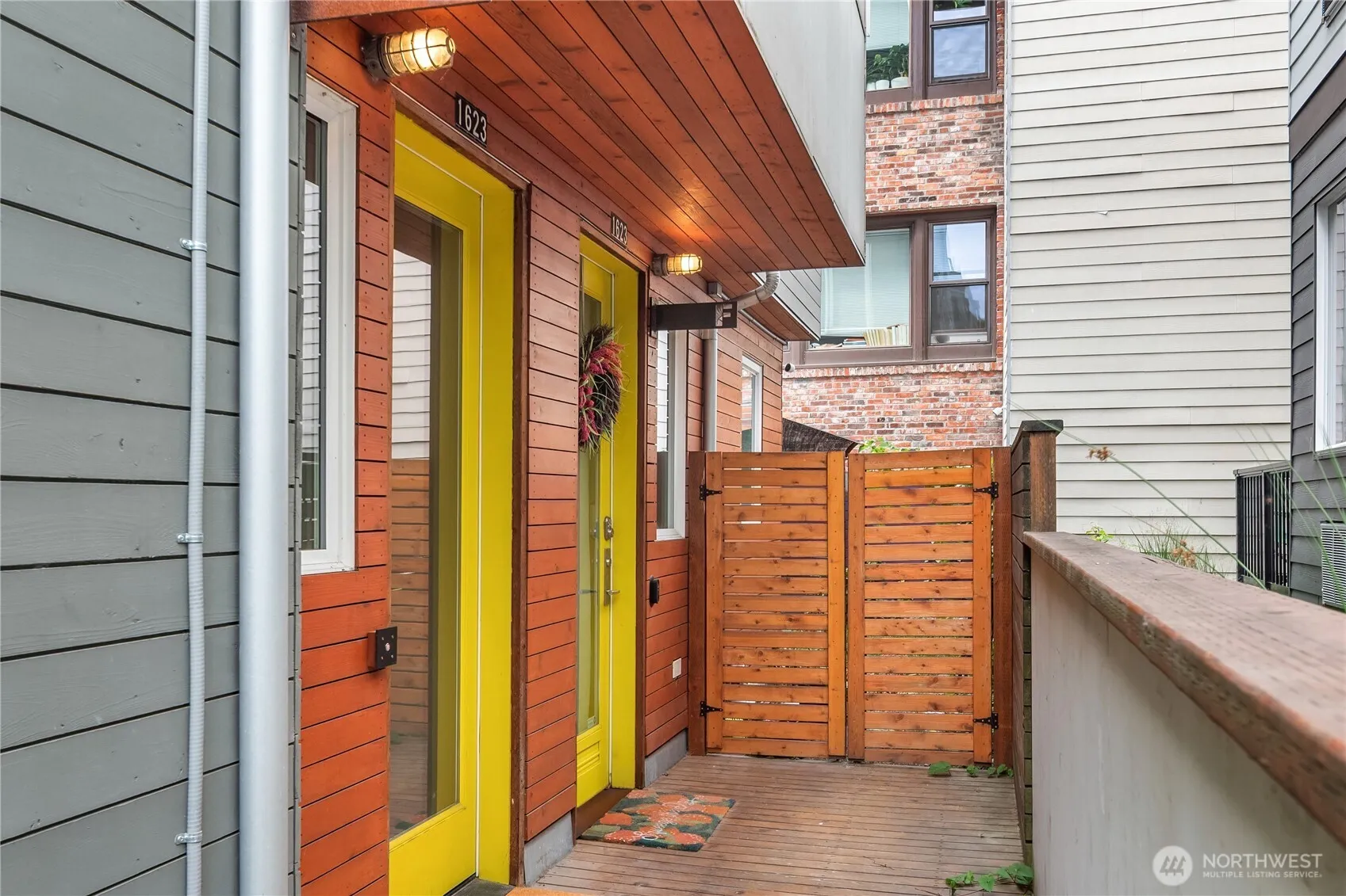 Property photo for 1623 14th Avenue #e, Seattle photo 5