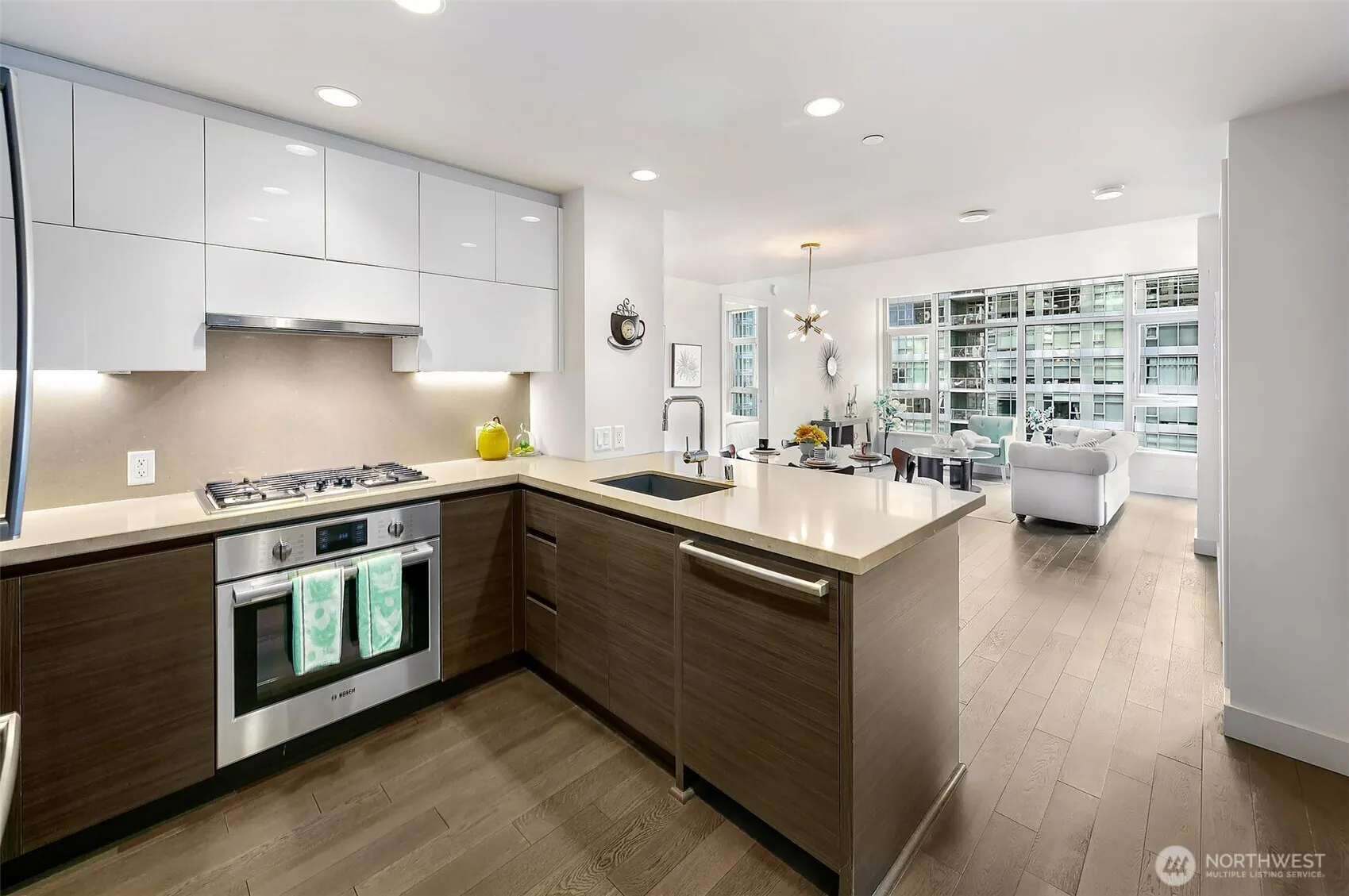 Property photo for 583 Battery Street #1608n, Seattle photo 4