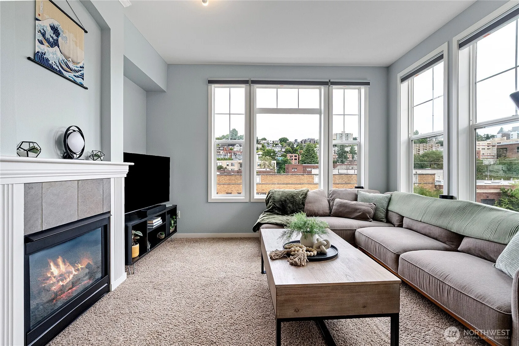 Property photo for 530 4th Avenue W #503, Seattle photo 2