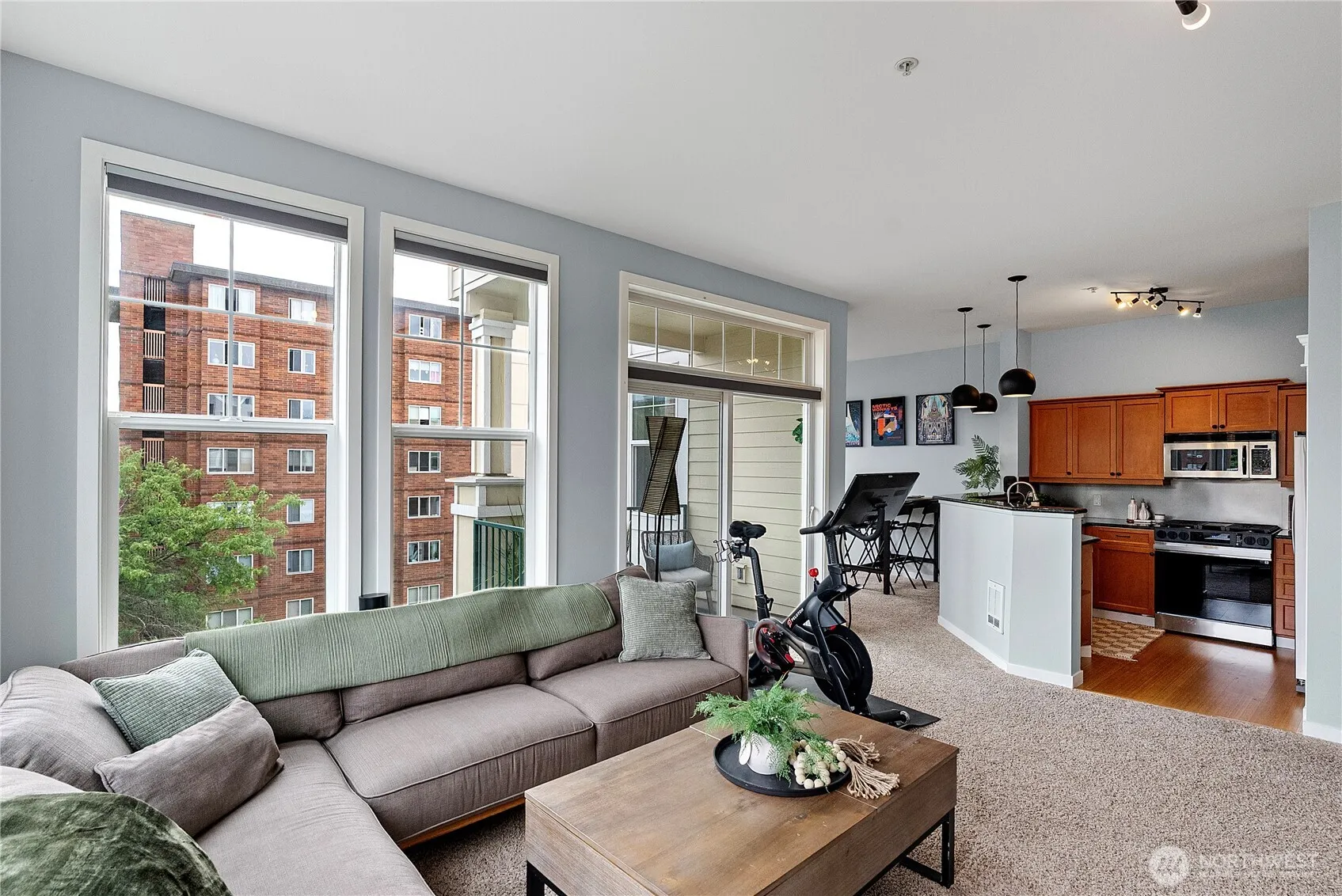 Property photo for 530 4th Avenue W #503, Seattle photo 4