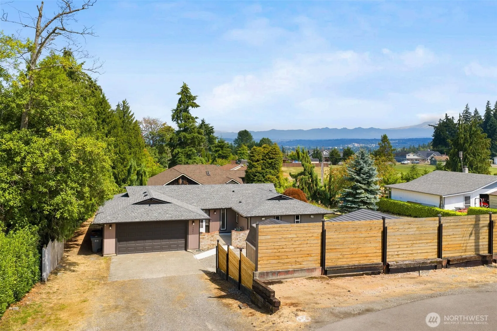 Property photo for 5401 47th Avenue E, Tacoma