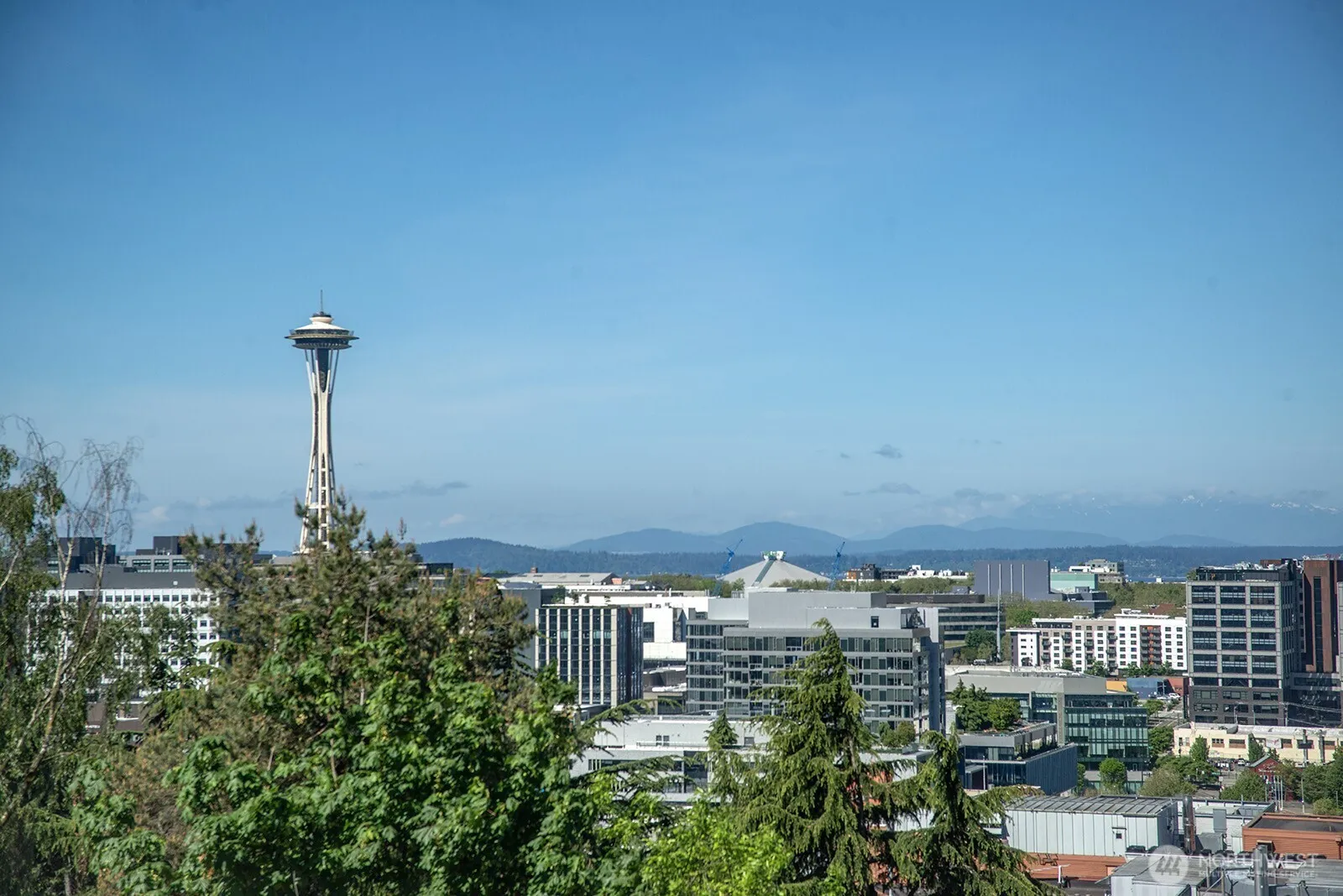 Property photo for 745 Bellevue Avenue E #109, Seattle photo 2