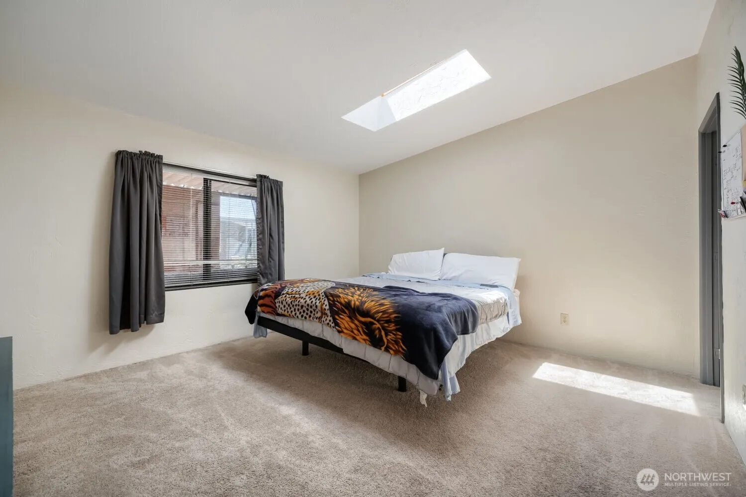 Property photo for 3611 Ne I St #207, Auburn photo 4