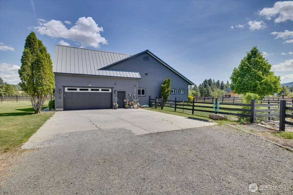 Property photo for 644 Masterson Road, Cle Elum photo 2