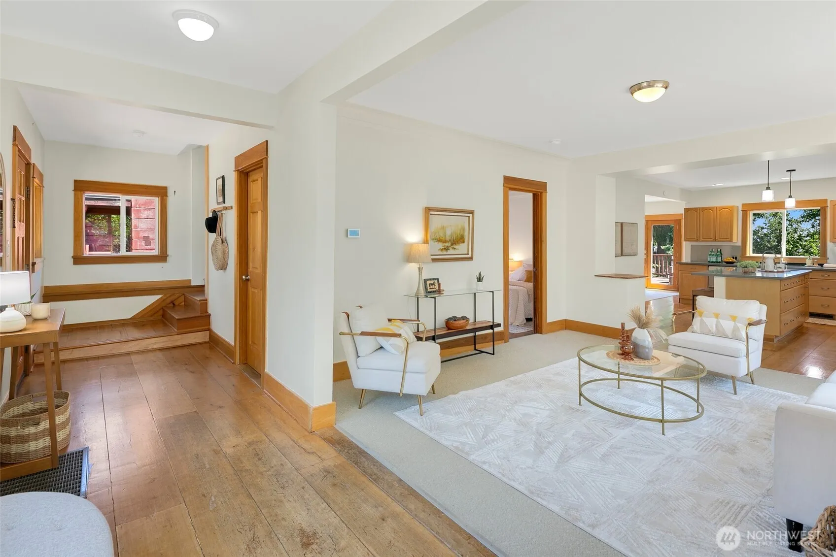 Property photo for 3422 21st Avenue S, Seattle photo 4
