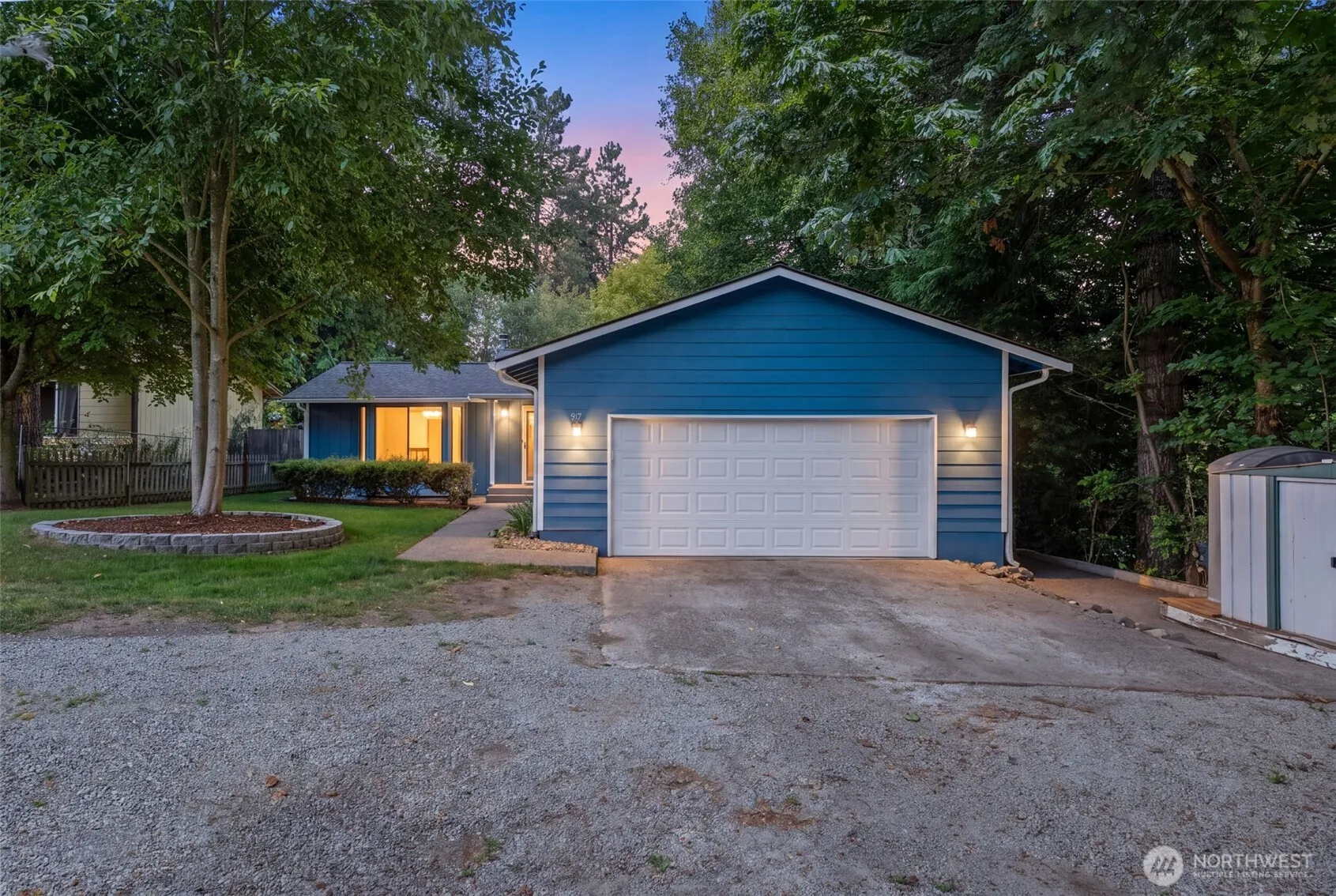 Property photo for 917 N 7th Avenue Sw, Tumwater